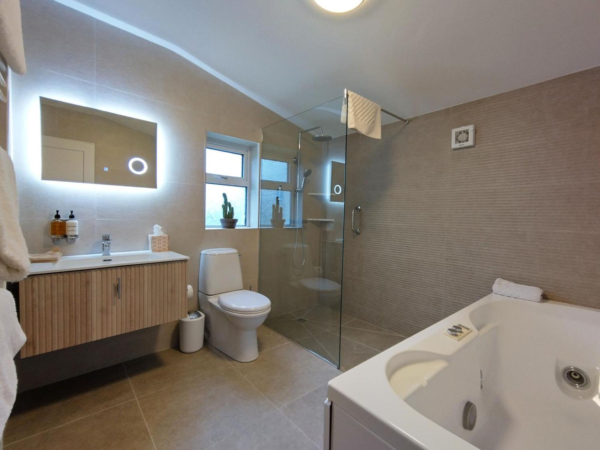 Luxury Lodges In Doolin Village With Hot Tubs Esterno foto
