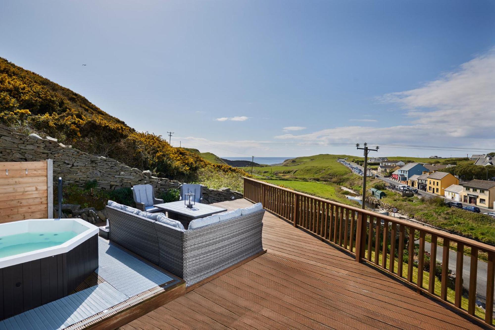 Luxury Lodges In Doolin Village With Hot Tubs Esterno foto